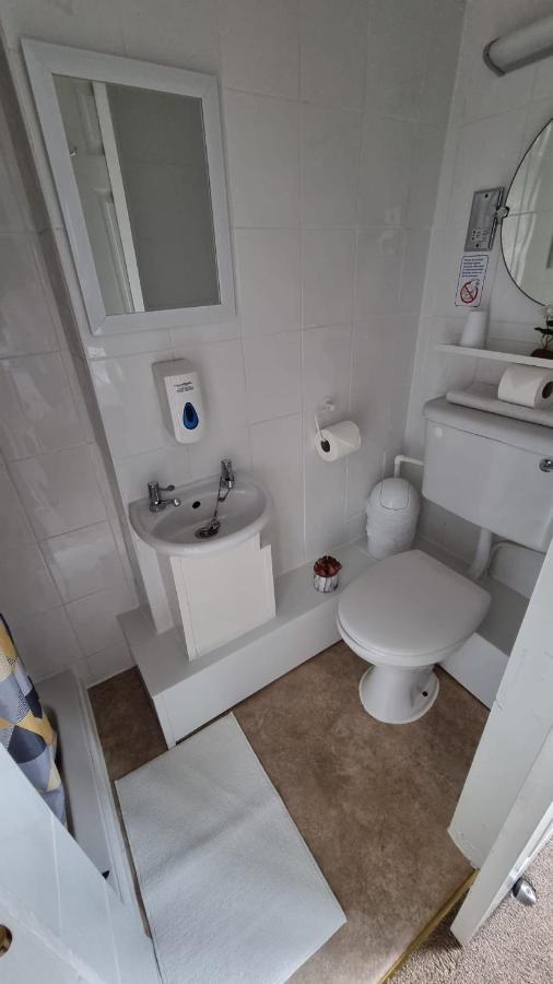 لاندودنو The Tilstone Guest House المظهر الخارجي الصورة